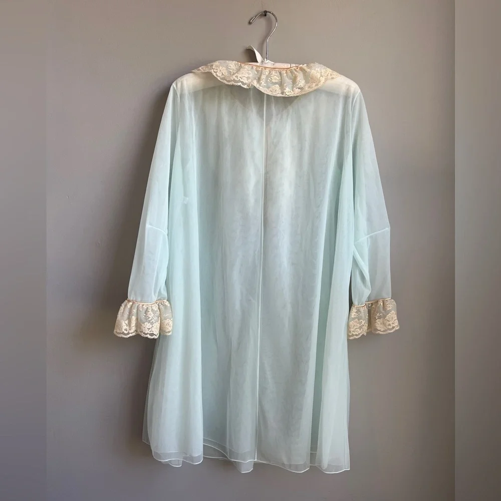 Vintage Vanity Fair 1960’s Mint Blue peignoir negligée nightie/robe set - Picture 11 of 11